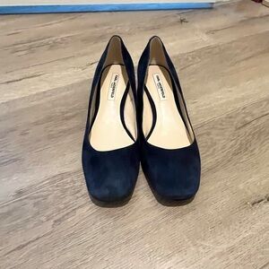 Karl Lagerfeld navy velvet Pumps